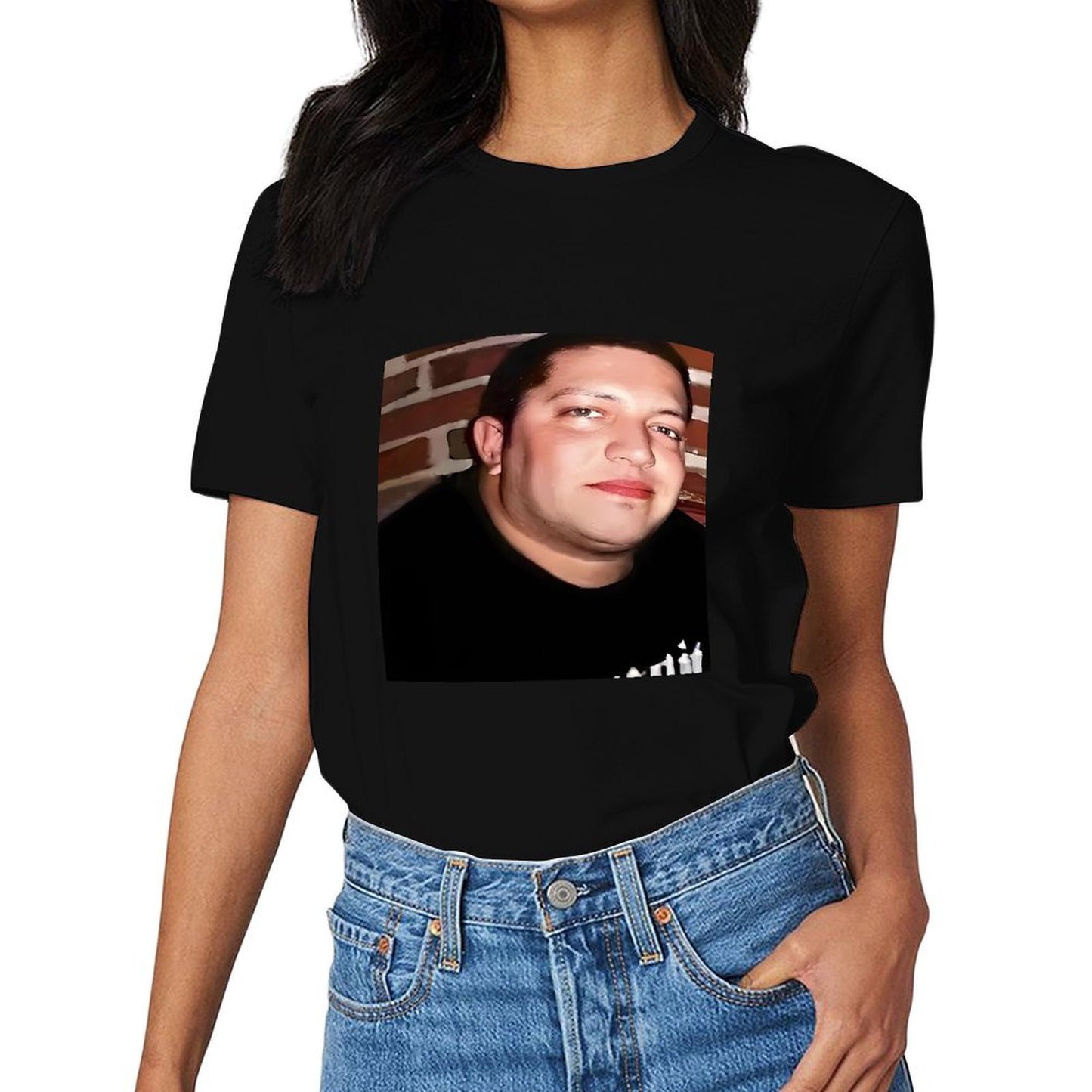 Inkmay Casual Cotton T-shirt Man Wears Black Shirt Against Brick Unisex T-shirtTrueFit Clean Edges T-Shirt