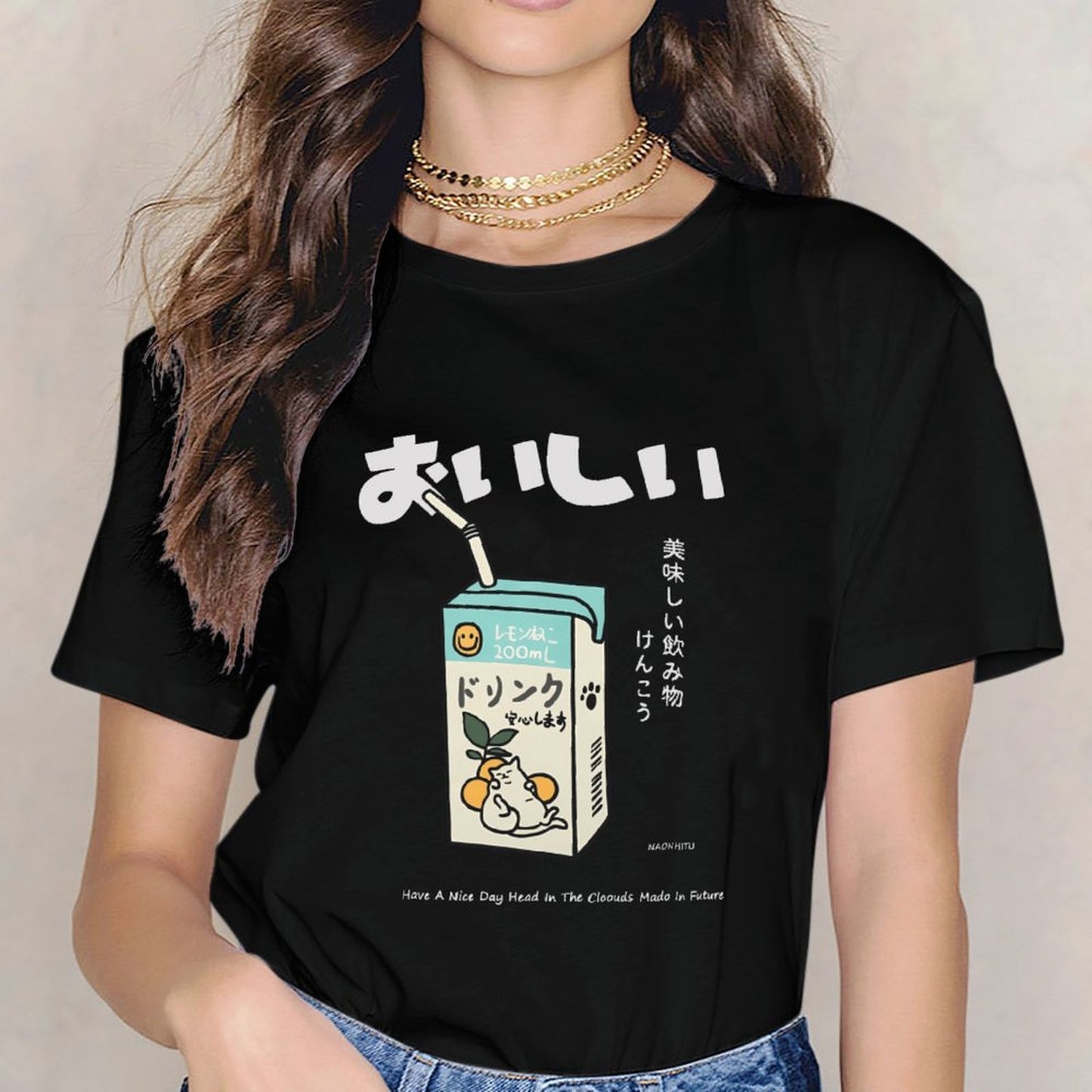 Inkmay Casual Cotton T-shirt Lemon Drink With Cat Illustration Unisex T-shirtFitted TrueStyle T-Shirt