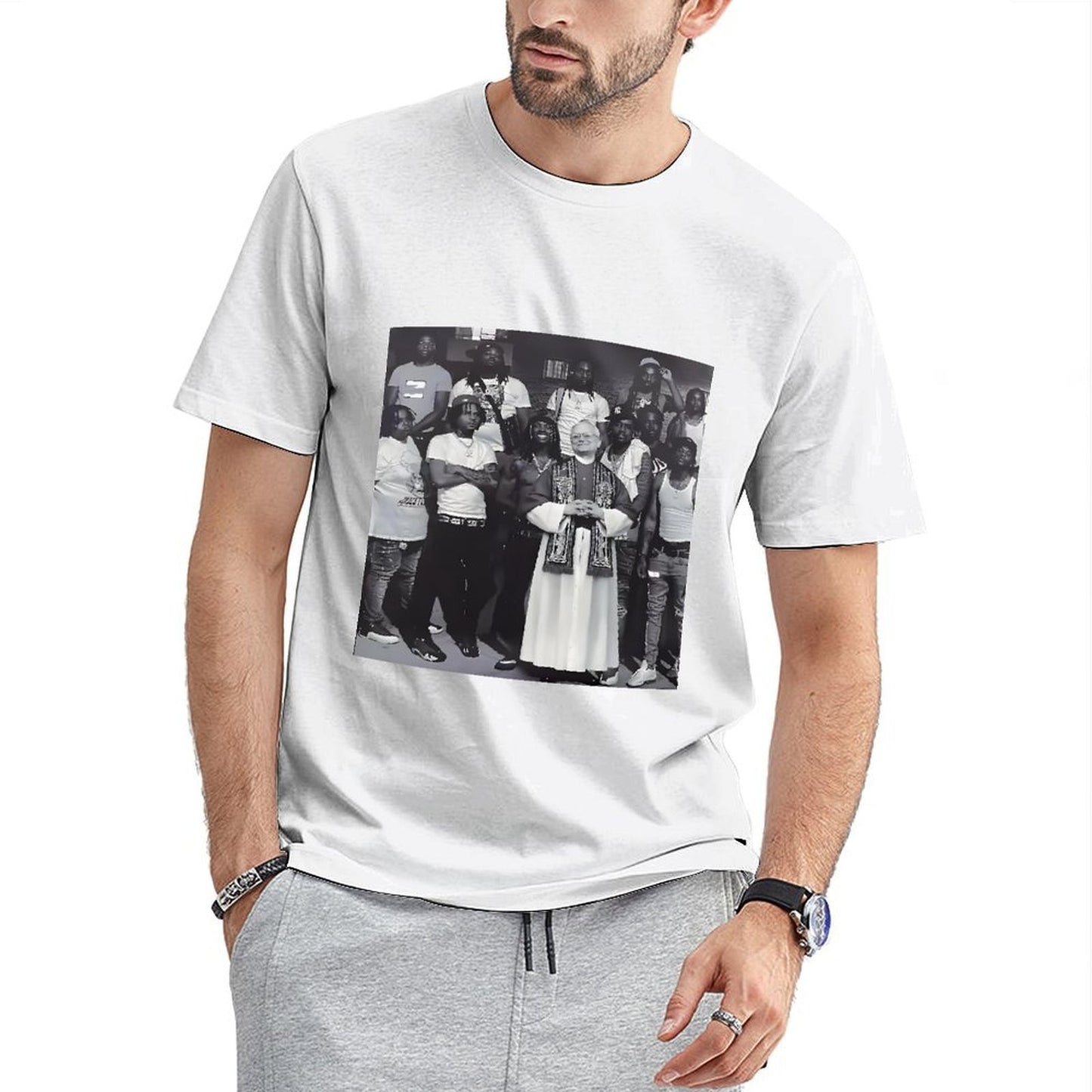 Inkmay Casual Cotton T-shirt Group Photo With Priest And Friends Unisex T-shirtComfortSeries Recycled T-Shirt