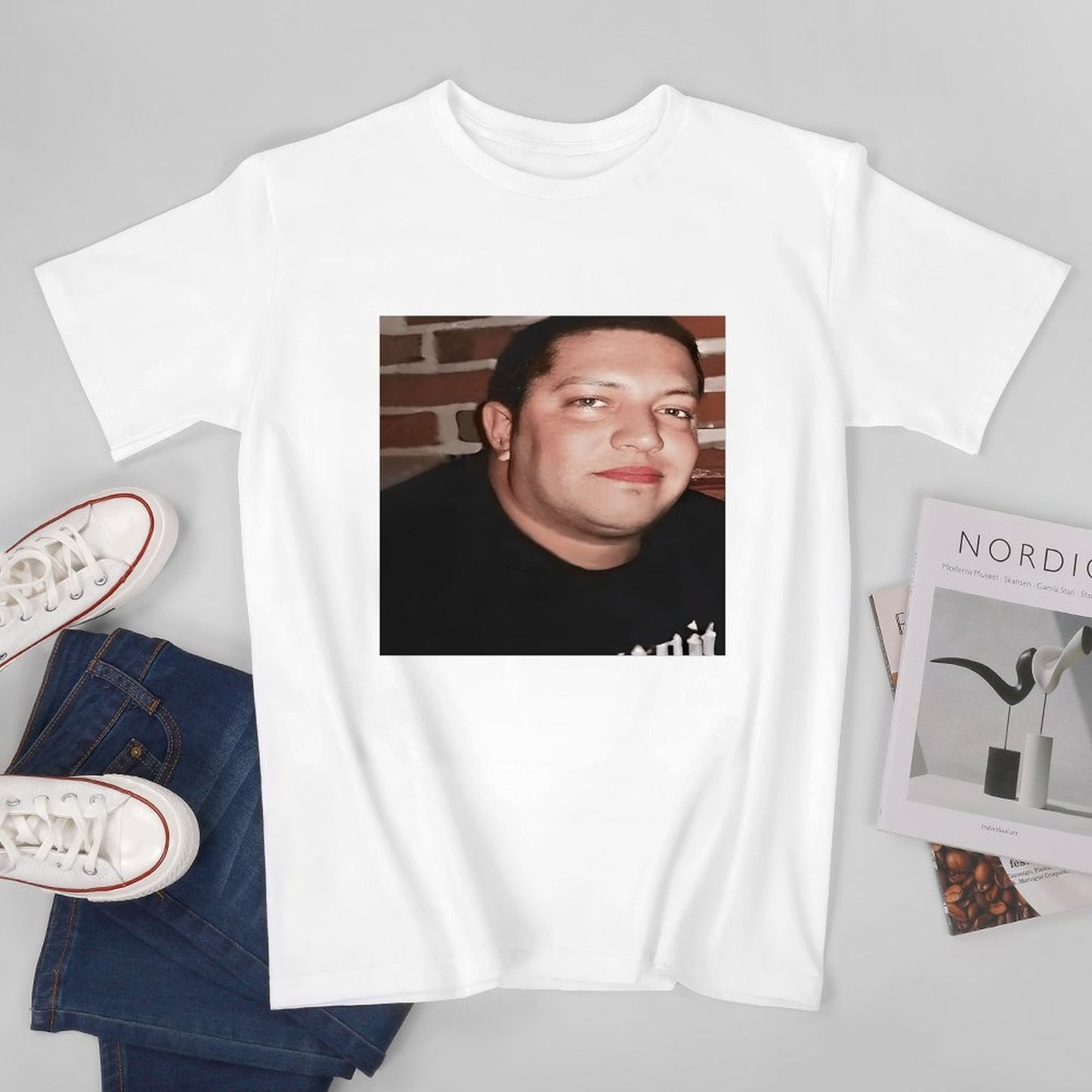 Inkmay Casual Cotton T-shirt Man Wears Black Shirt Against Brick Unisex T-shirtFresh On-Demand T-Shirt