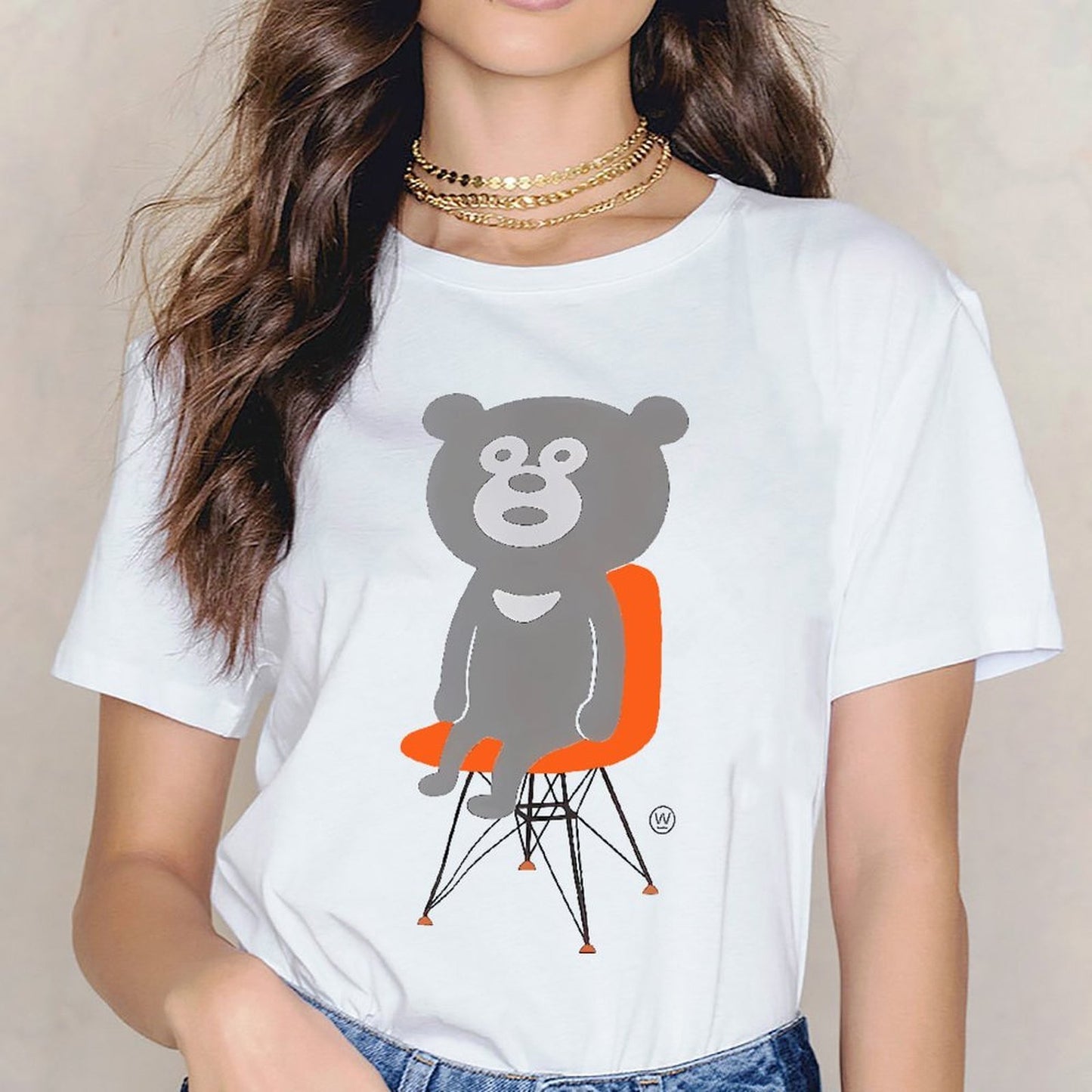 Inkmay Casual Cotton T-shirt Gray Bear Sitting On Orange Chair Unisex T-shirtHigh-Quality Crew Neck T-Shirt
