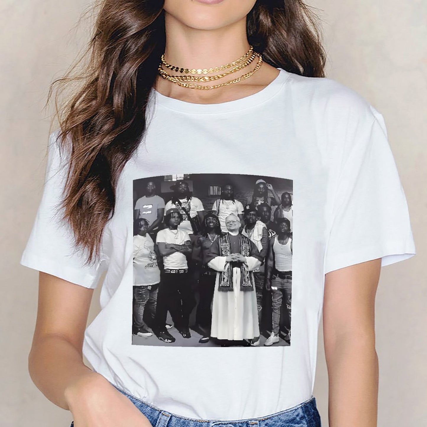 Inkmay Casual Cotton T-shirt Group Photo With Priest And Friends Unisex T-shirtComfortSeries Recycled T-Shirt