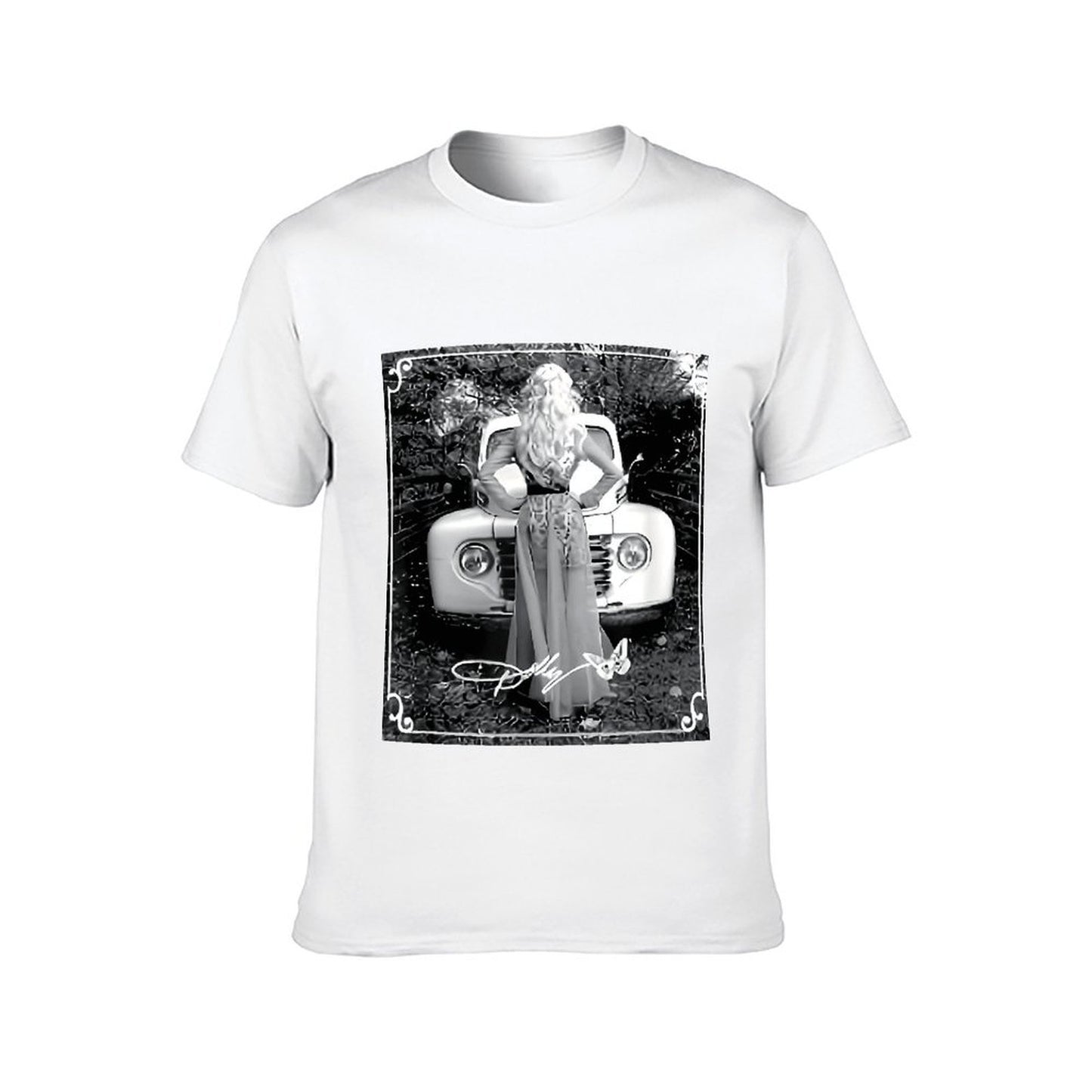 Inkmay Casual Cotton T-shirt Woman Sitting On Vintage Car Hood Unisex T-shirtDouble-Stitched Long Lasting T-Shirt