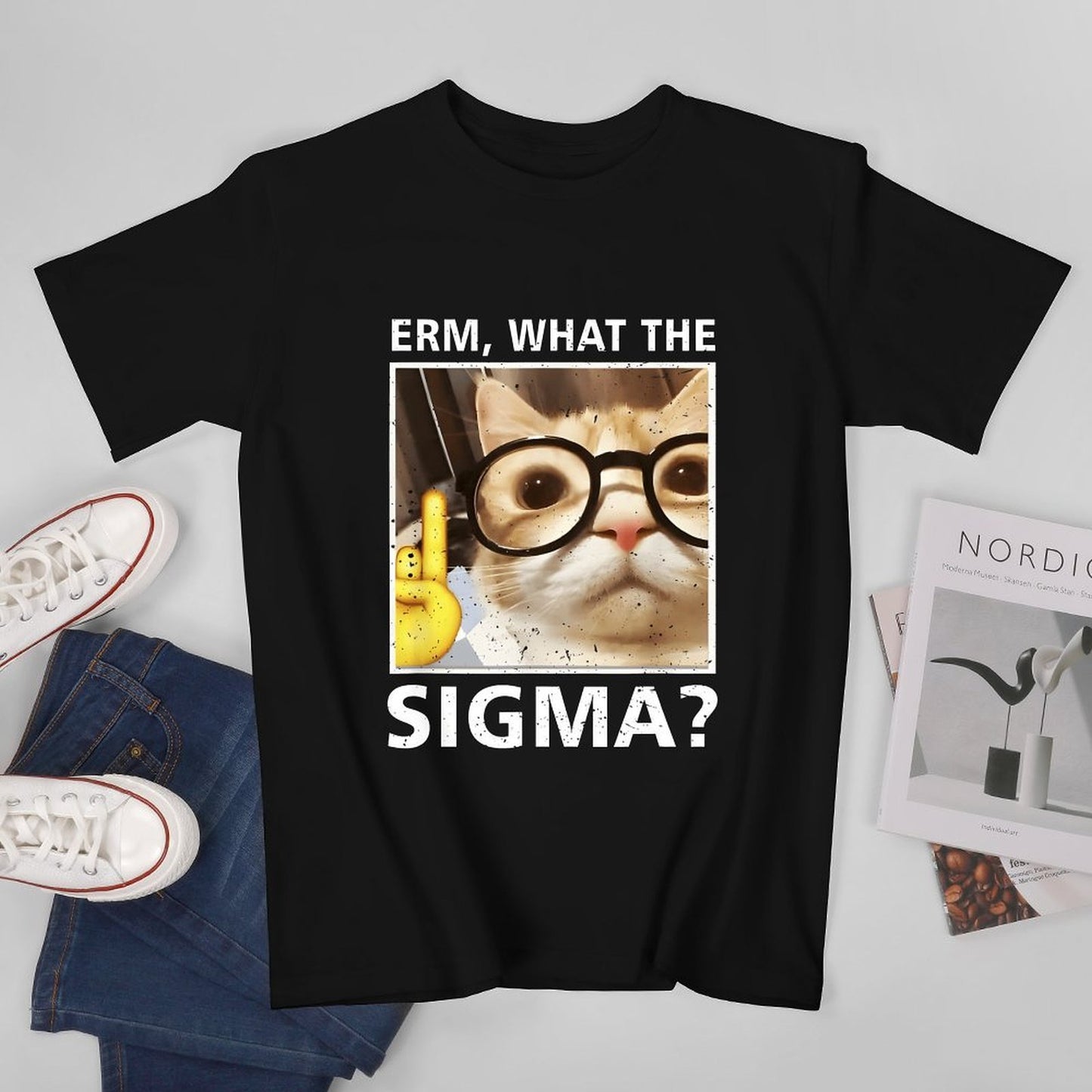 Inkmay Casual Cotton T-shirt Cat With Glasses And Confused Expression Unisex T-shirtRelaxFit CoreLine T-Shirt