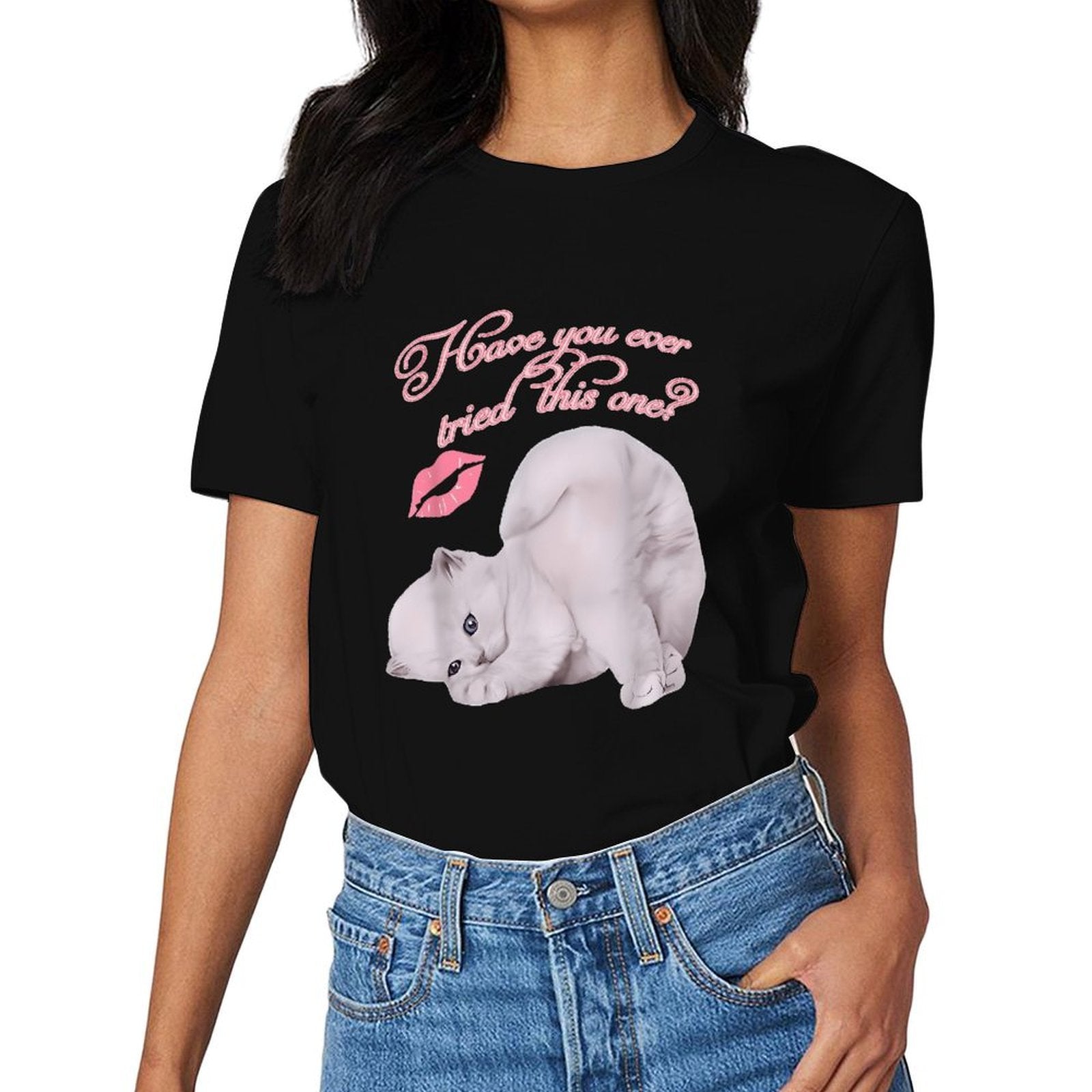 Inkmay Casual Cotton T-shirt Cute Cat With Kiss Mark Unisex T-shirtRelaxed Long Lasting T-Shirt