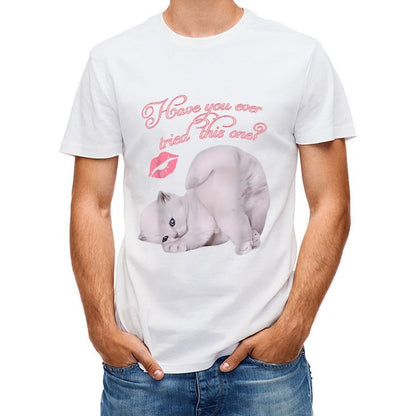 Inkmay Casual Cotton T-shirt Cute Cat With Kiss Mark Unisex T-shirtRelaxed Long Lasting T-Shirt