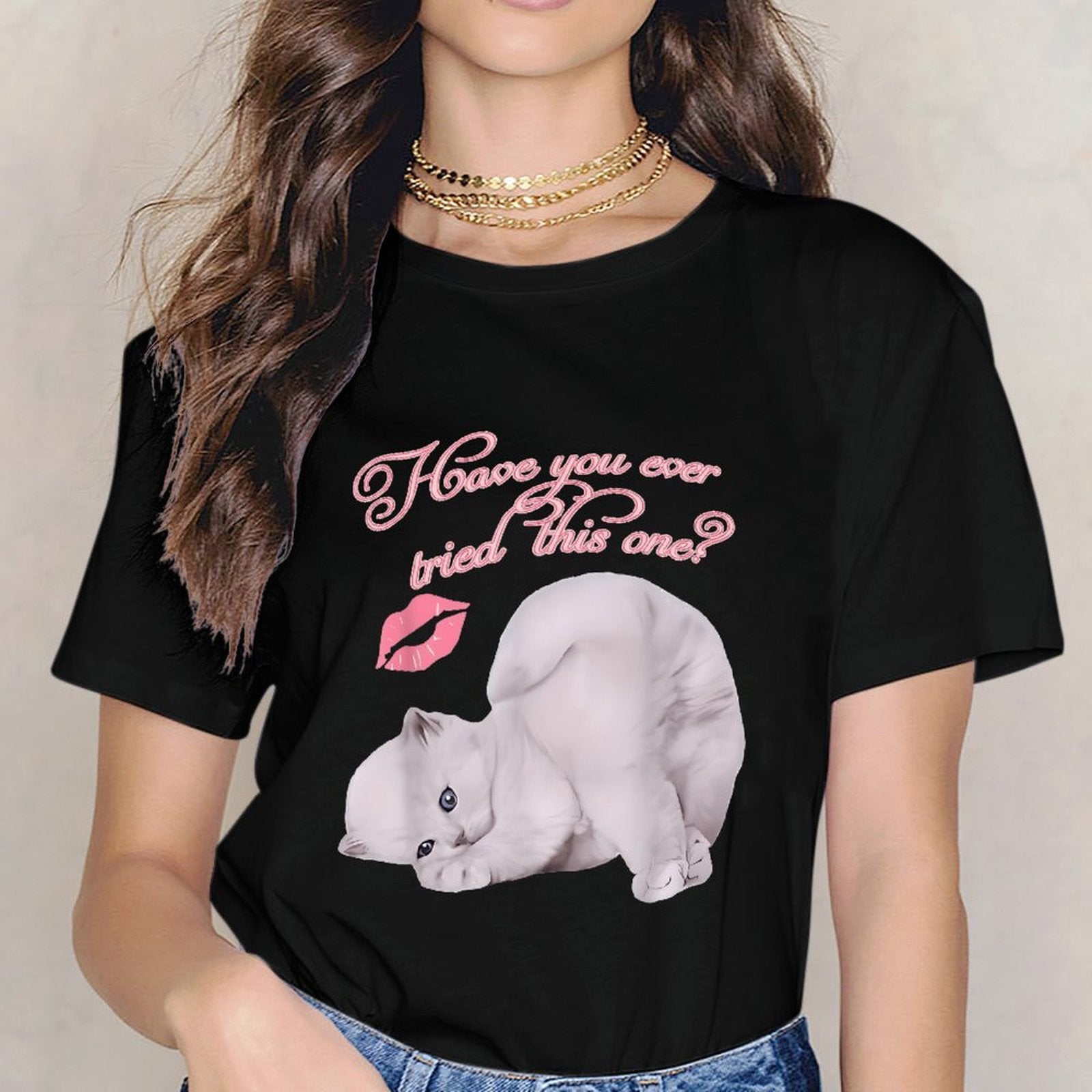 Inkmay Casual Cotton T-shirt Cute Cat With Kiss Mark Unisex T-shirtRelaxed Long Lasting T-Shirt