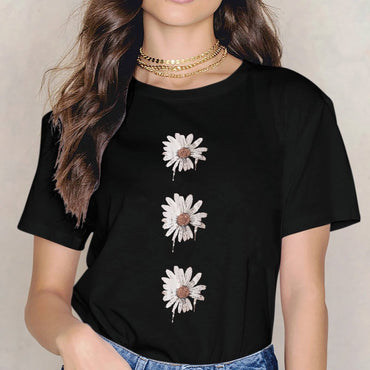 Inkmay Casual Cotton T-shirt Three White Daisies With Brown Centers Unisex T-shirtRelaxFit Essential T-Shirt