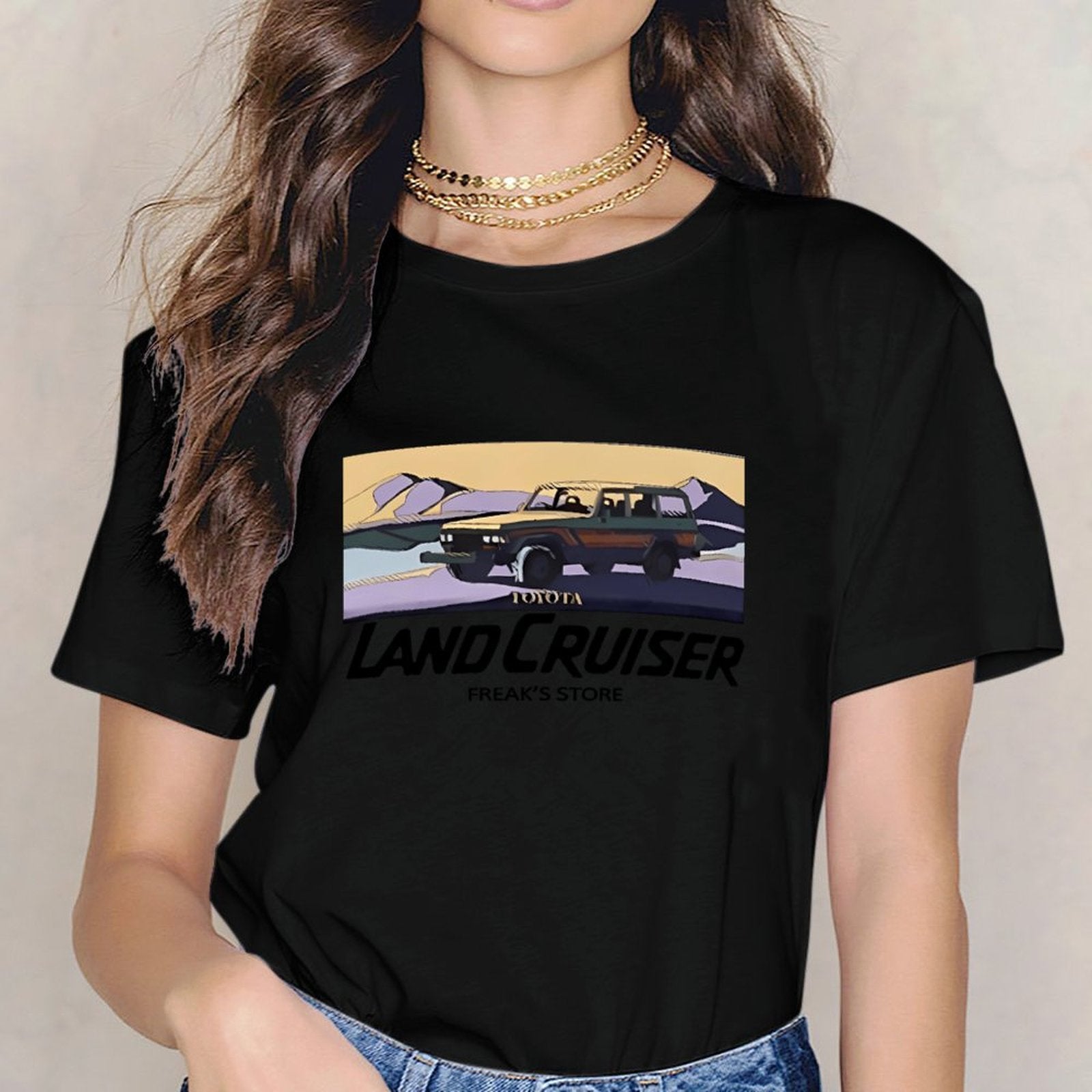 Inkmay Casual Cotton T-shirt Toyota Car In Desert Landscape Art Unisex T-shirtCoreLine Batch-Printed T-Shirt