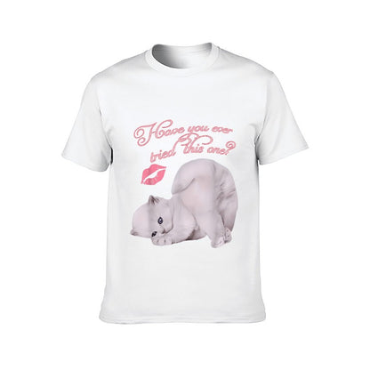 Inkmay Casual Cotton T-shirt Cute Cat With Kiss Mark Unisex T-shirtRelaxed Long Lasting T-Shirt